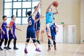 媒体人：王钰栋签欧洲经纪公司有足协的推动，只给了短期授权